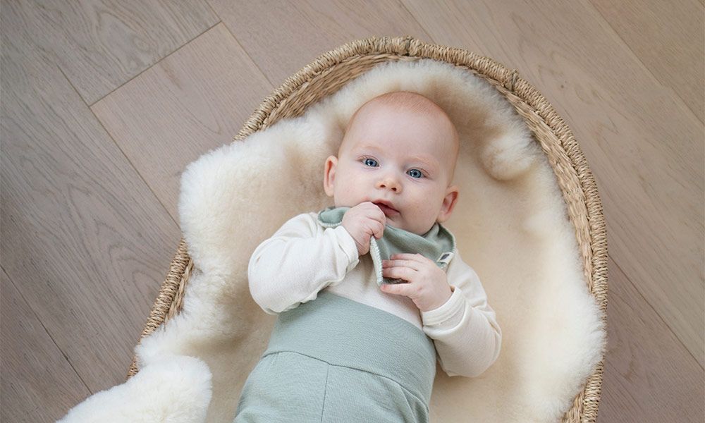 Ull, bomull eller bambus til babyen?