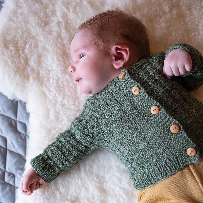 Ruter babyjakke - Strikk