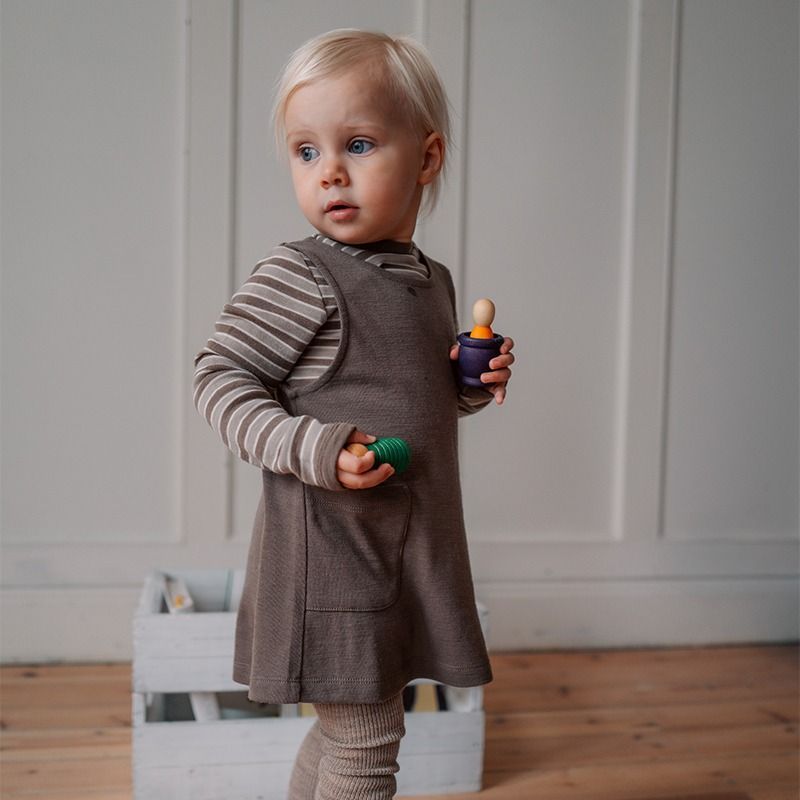 Ermløs ullkjole  - Brun