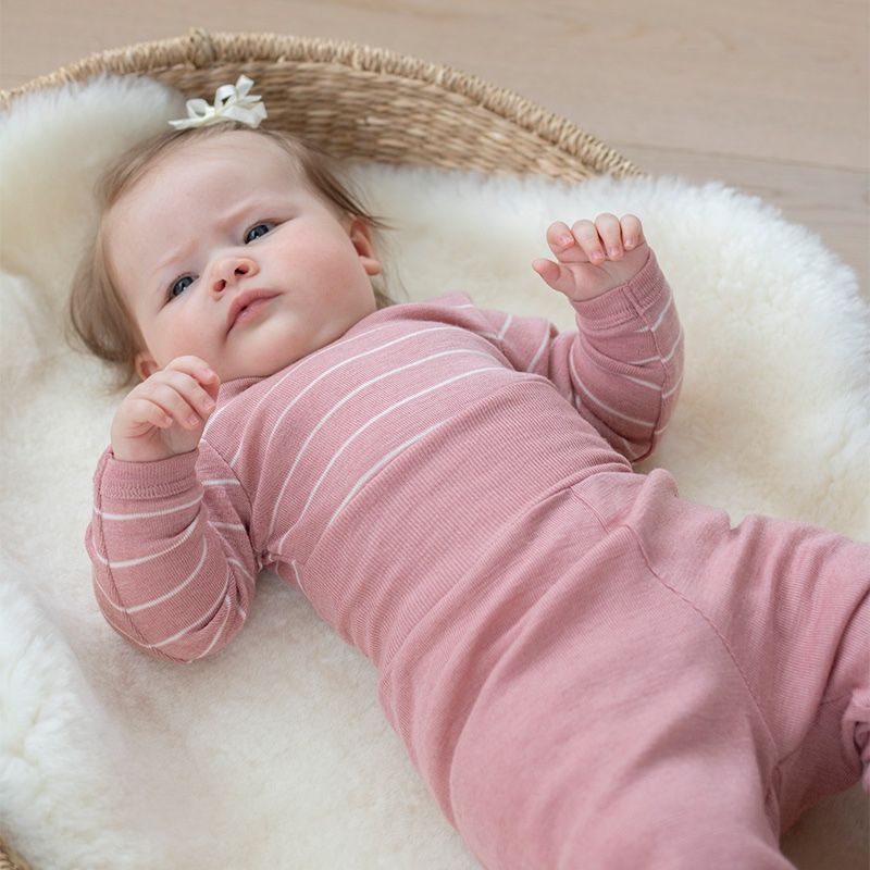 Babybukse i ull med silke - Lys rose
