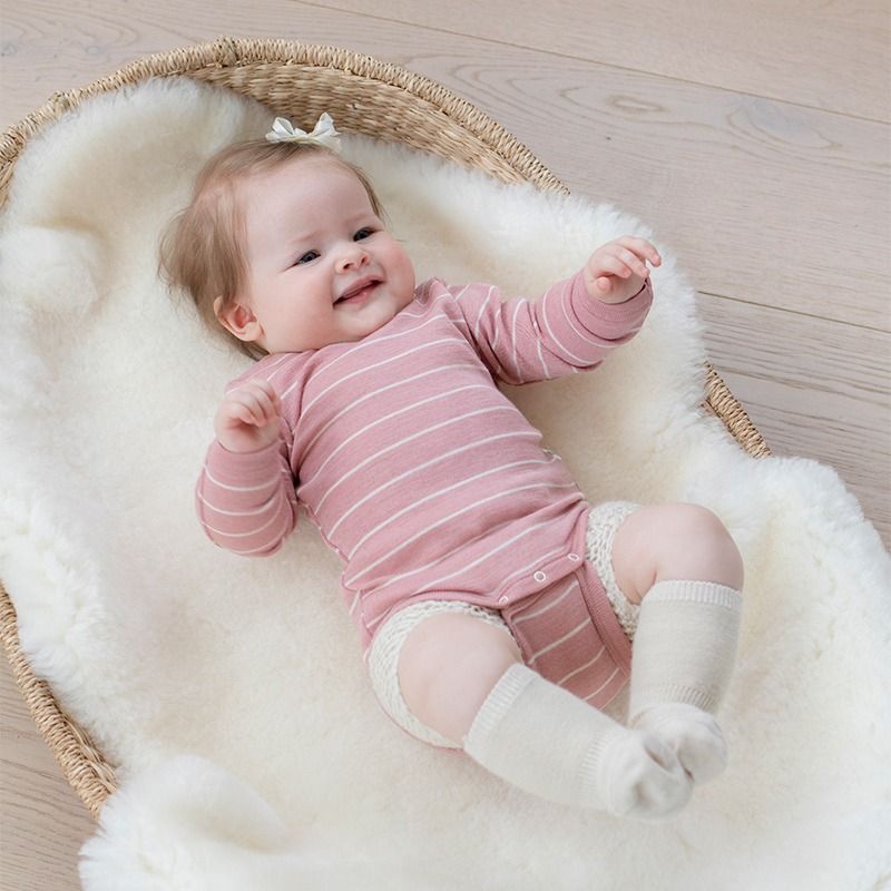 Body i ull med silke - Lys rose/natur