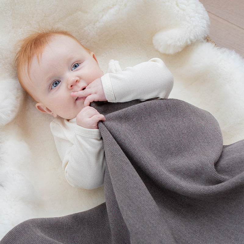 Rilleteppe, babyteppe i ull