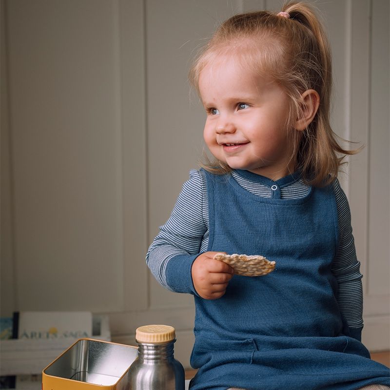Babytrøye i ull med silke - Dongeriblå/natur