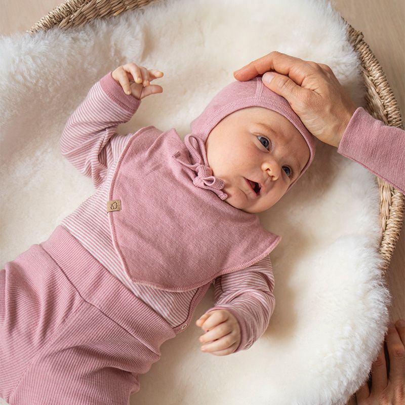 Halstørkle i ullfrotté og ull med silke, 0-1 år