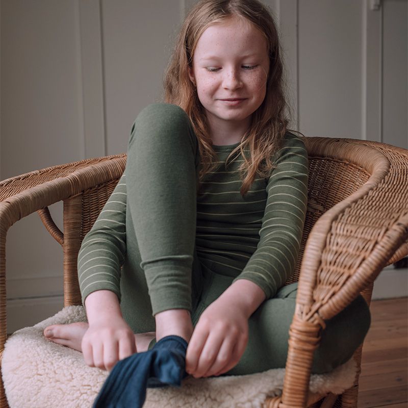 Barnelongs i ull med silke -Olivin