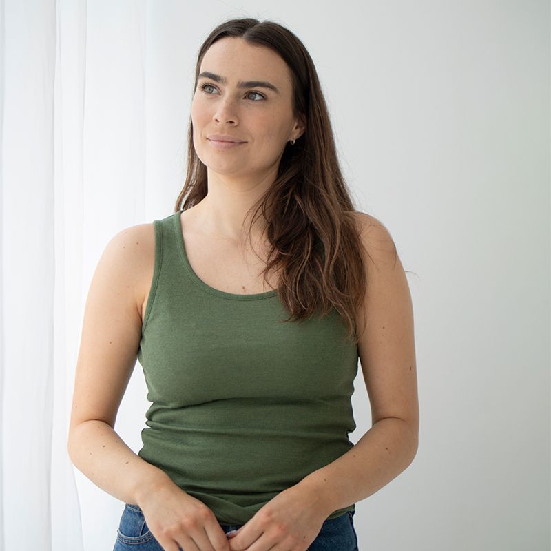 Singlet i ull med silke unisex - Olivin