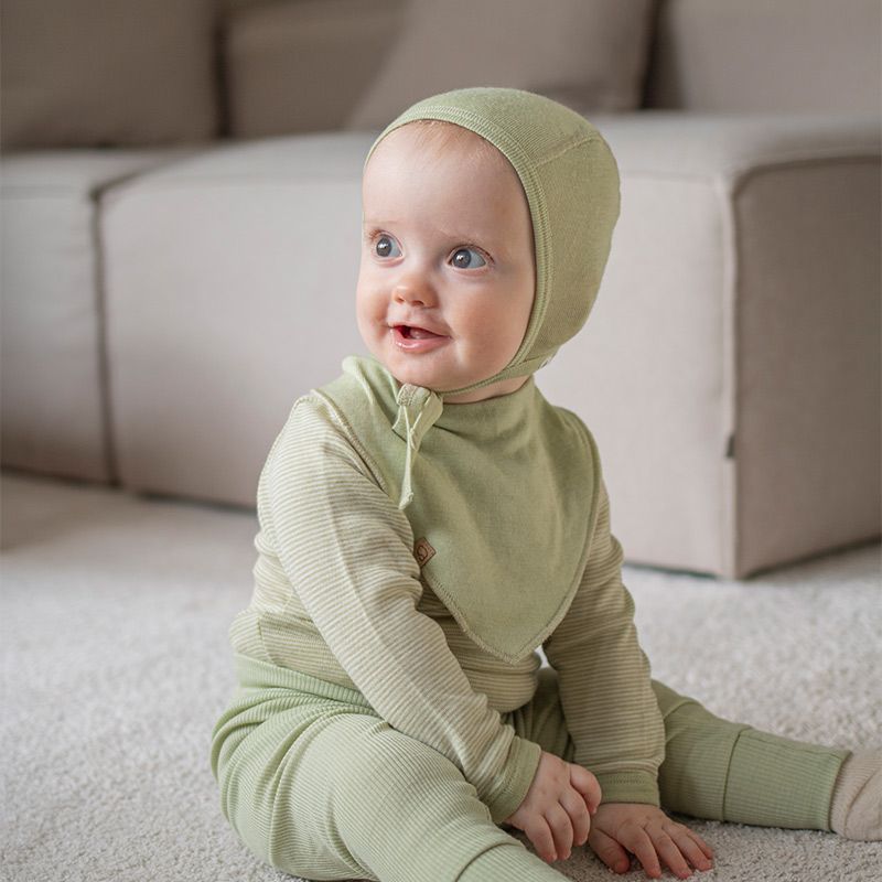 Lue i ull med silke - Pistasj