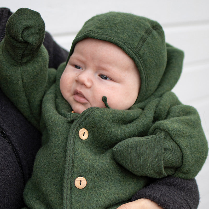 Babydress i ullfleece med hette