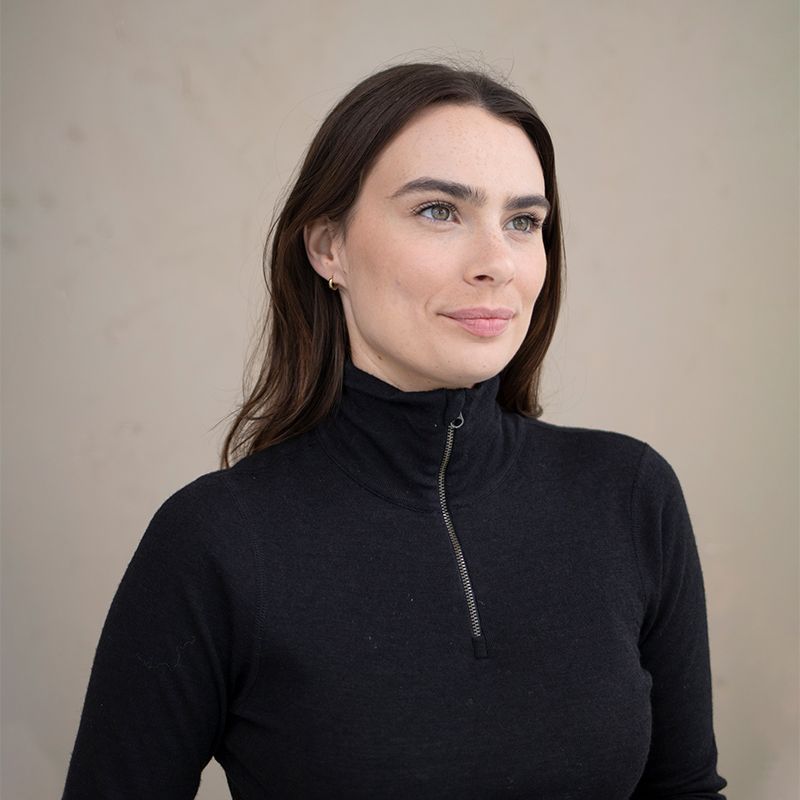 Turtrøye i ull med silke, til dame og herre - Svart