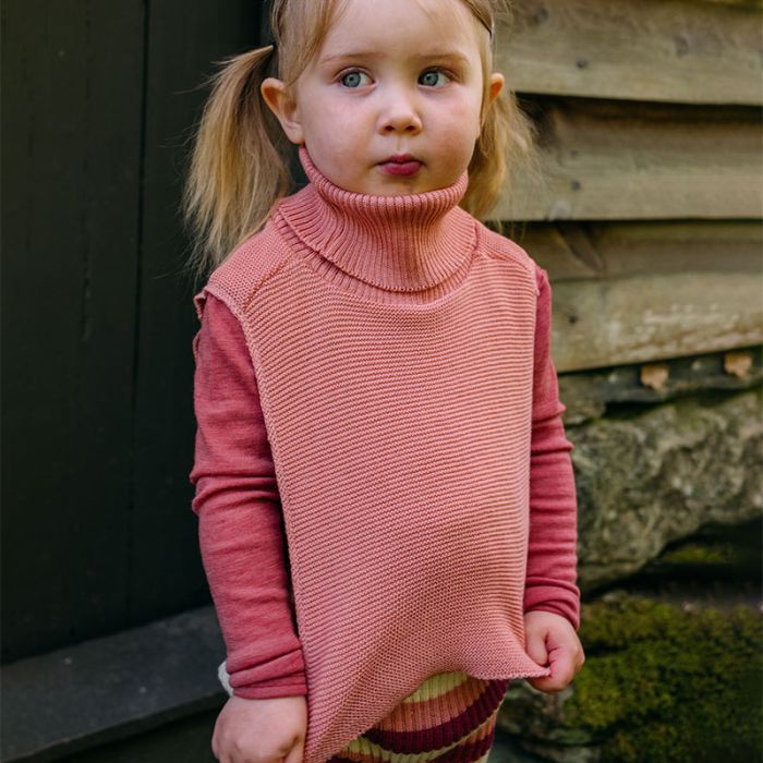 Hals one-size i ribbestrikket ull  Antikkrosa