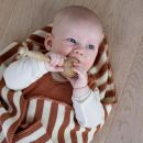 Rilleteppe, babyteppe i ull Karamellstripet
